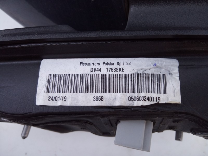 Recambio de retrovisor derecho electrico para ford kuga (cbs) titanium referencia OEM IAM 050608240119  E2-B3-39-1