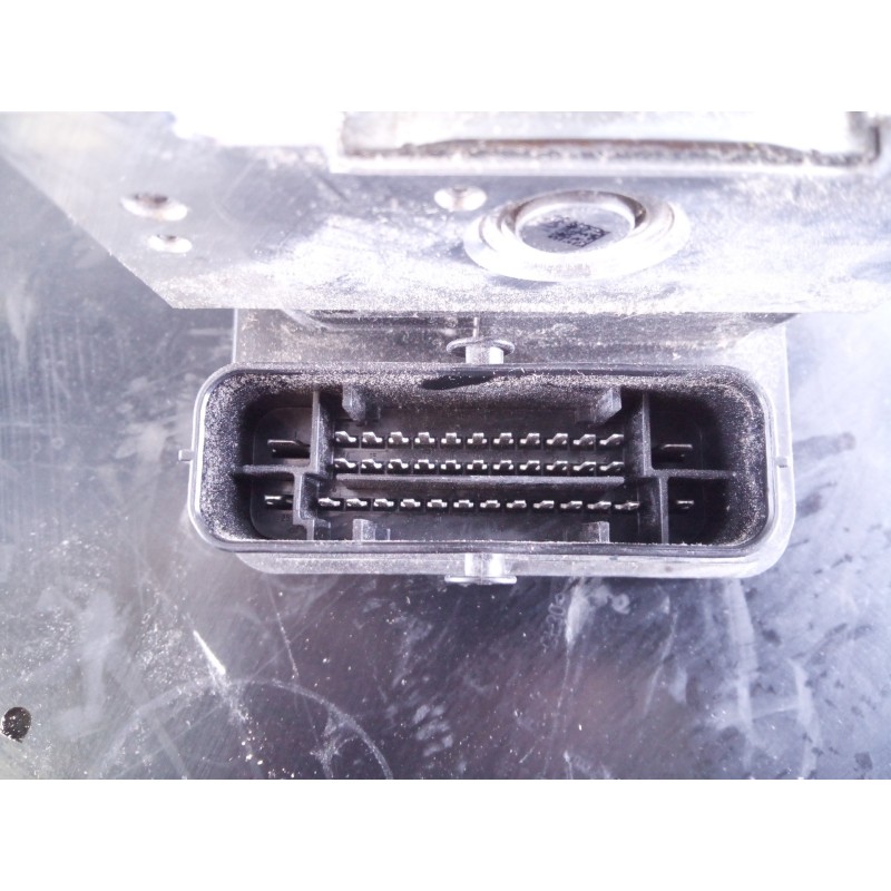 Recambio de abs para suzuki swift (az) gle referencia OEM IAM 5611053RA  P3-B8-28-4