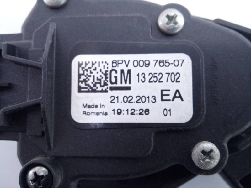 Recambio de pedal acelerador para opel astra j lim. excellence referencia OEM IAM 13252702  E3-A5-28-3