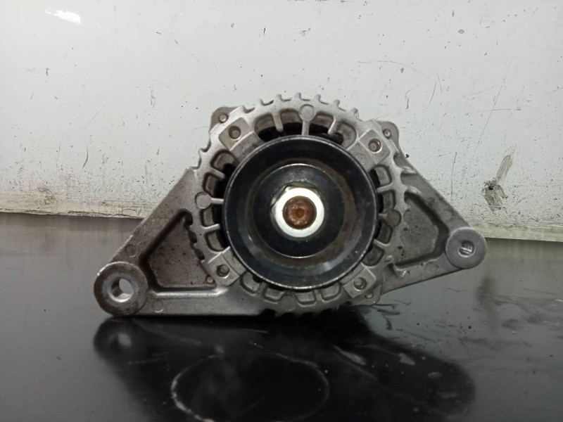 Recambio de alternador para suzuki swift (az) gle referencia OEM IAM 3140081P0 1042112300 P3-A4-3-3