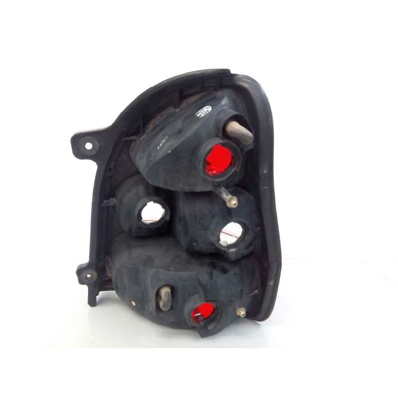 Recambio de piloto trasero izquierdo para kia carnival td ls referencia OEM IAM   E2-B5-7-1