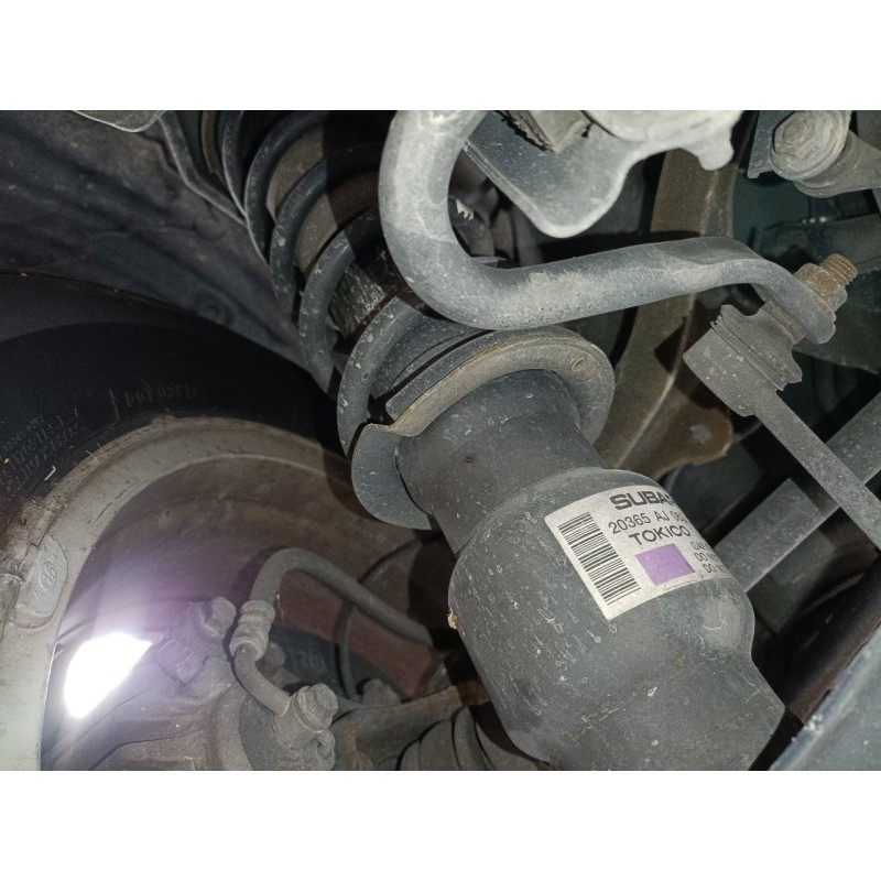 Recambio de amortiguador trasero izquierdo para subaru legacy kombi/outback b14 outback executive referencia OEM IAM 20365AJ063 