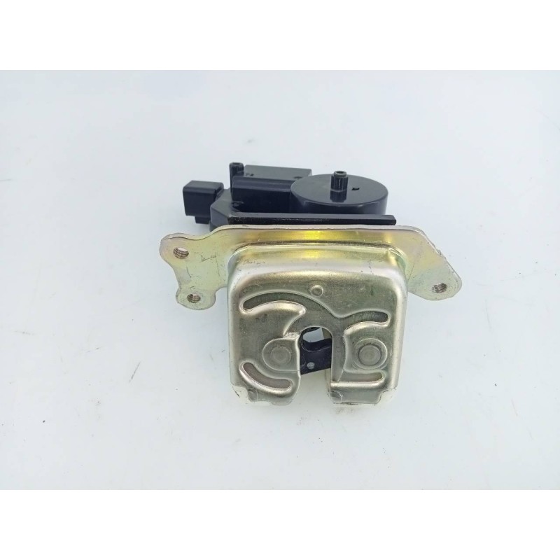 Recambio de cerradura maletero / porton para suzuki swift (az) gle referencia OEM IAM   E2-A3-55-2