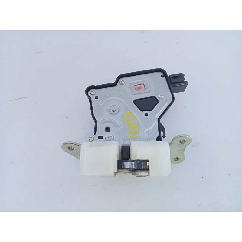 Recambio de cerradura maletero / porton para suzuki swift (az) gle referencia OEM IAM   E2-A3-55-2