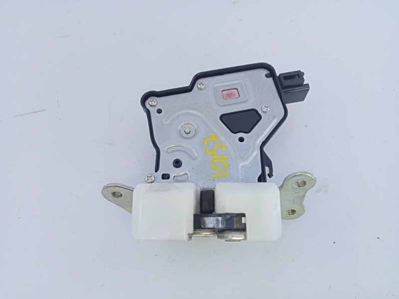 Recambio de cerradura maletero / porton para suzuki swift (az) gle referencia OEM IAM   E2-A3-55-2