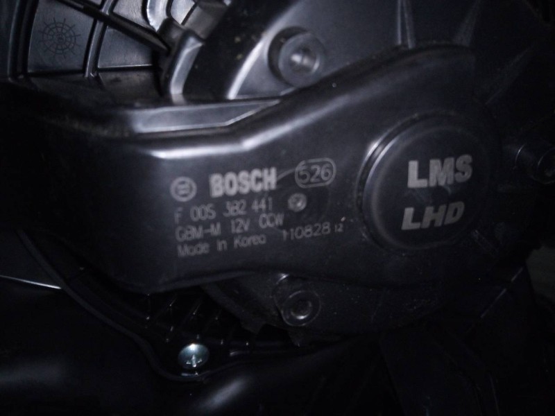 Recambio de ventilador calefaccion para hyundai ix35 classic 2wd referencia OEM IAM F00S3B2441  