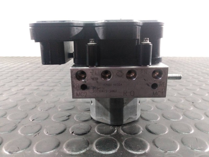 Recambio de abs para nissan qashqai (j11) tekna referencia OEM IAM 2265106455 0265956487 P3-A8-10-5