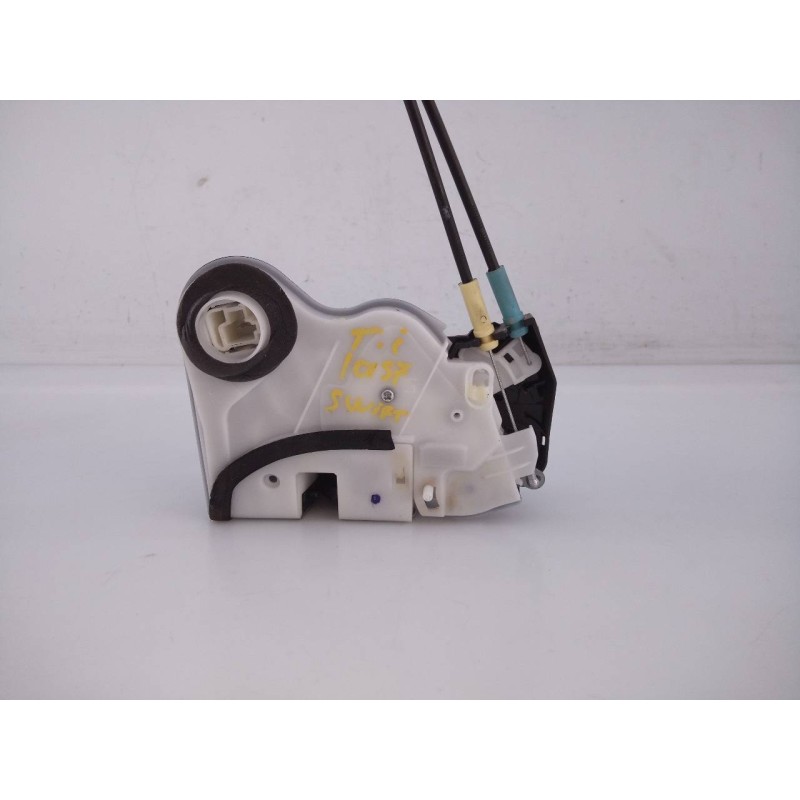 Recambio de cerradura puerta trasera izquierda para suzuki swift (az) gle referencia OEM IAM   E2-A3-50-2