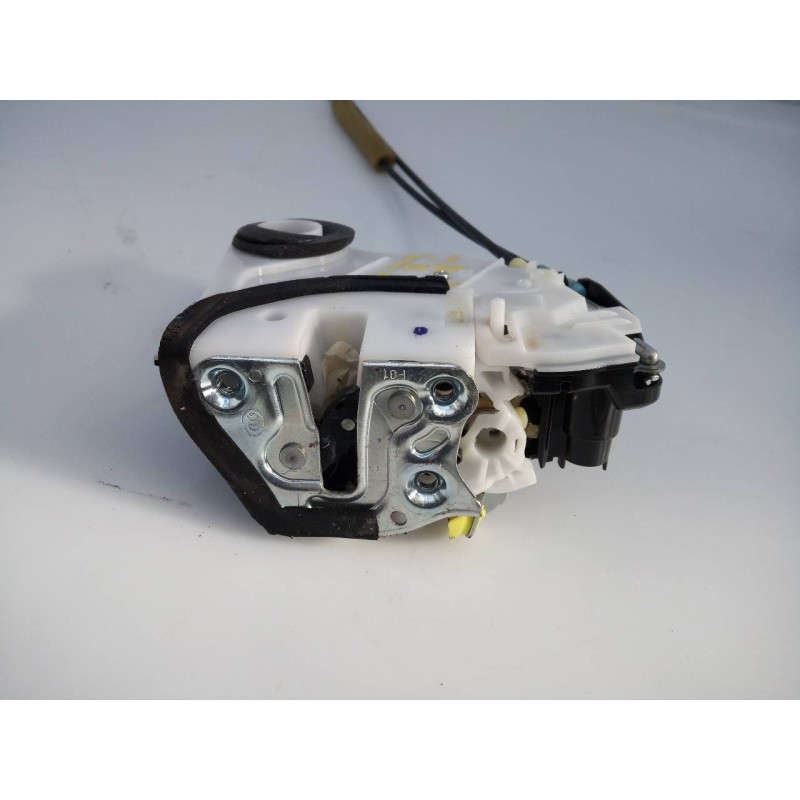 Recambio de cerradura puerta trasera izquierda para suzuki swift (az) gle referencia OEM IAM   E2-A3-50-2