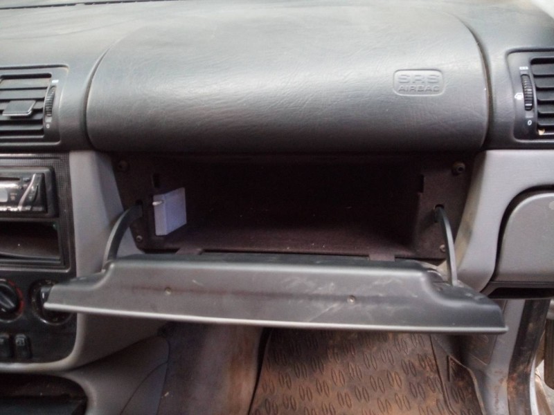 Recambio de guantera para mercedes-benz clase m (w163) 270 cdi (163.113) referencia OEM IAM   