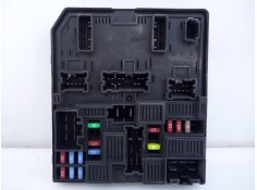 Recambio de caja reles / fusibles para nissan qashqai (j11) tekna referencia OEM IAM 284B75NA1A 2808330426 E3-B4-23-2 2