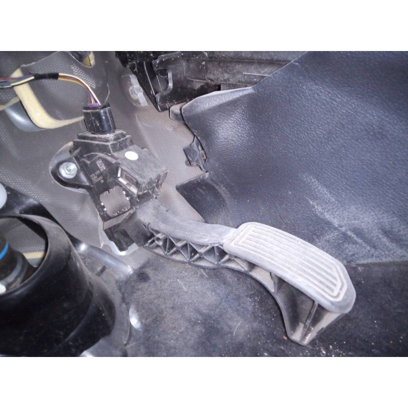 Recambio de pedal acelerador para toyota auris touring sports (e18) hybrid active business plus referencia OEM IAM 7811002120  