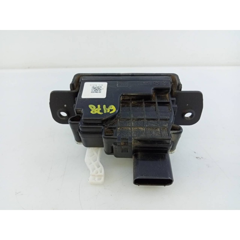Recambio de cerradura maletero / porton para kia sportage drive 2wd referencia OEM IAM   E2-B5-55-1