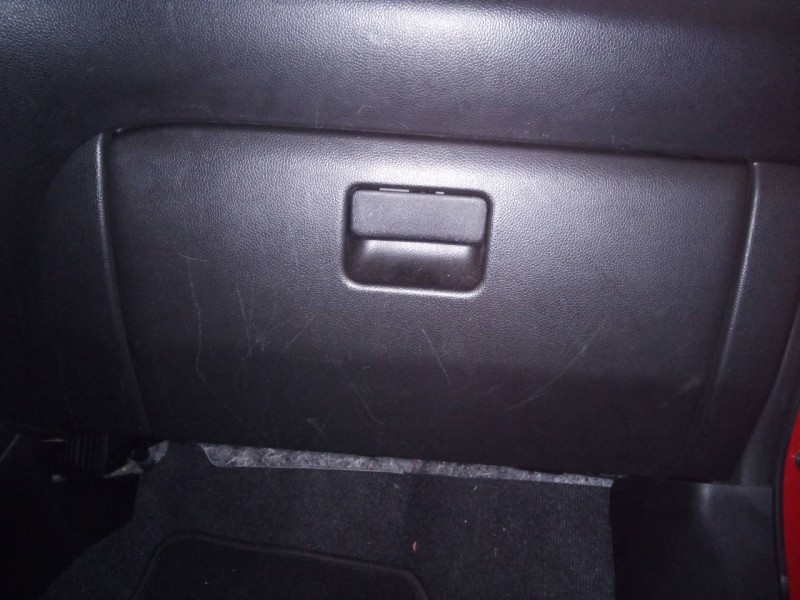 Recambio de guantera para suzuki swift (az) gle referencia OEM IAM   