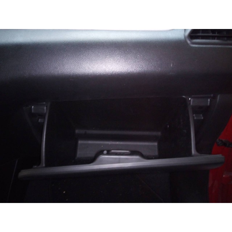 Recambio de guantera para suzuki swift (az) gle referencia OEM IAM   
