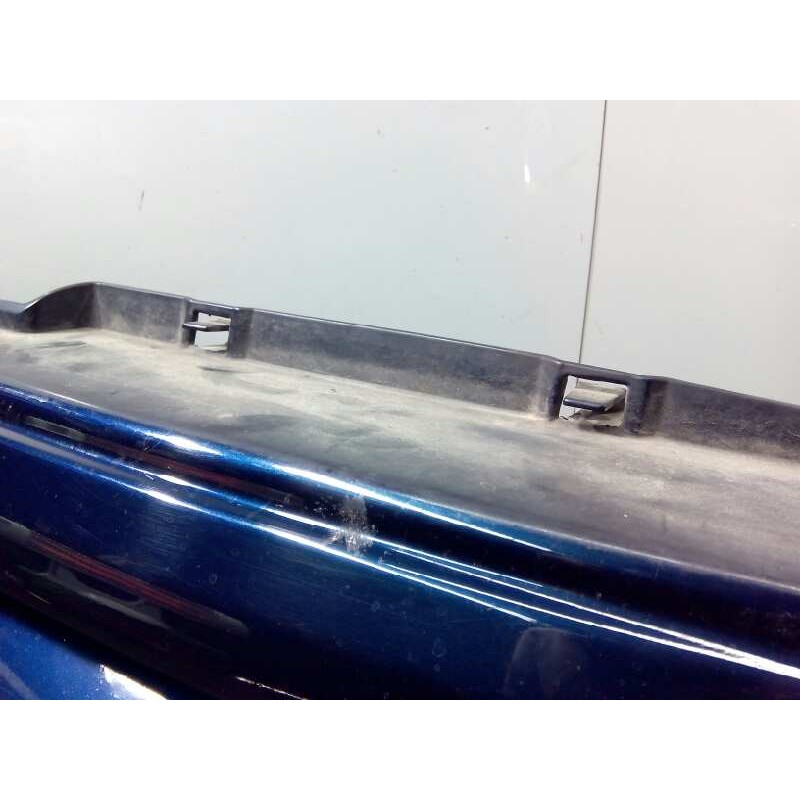 Recambio de rejilla delantera para land rover discovery v6 td s referencia OEM IAM   P2-A2-38