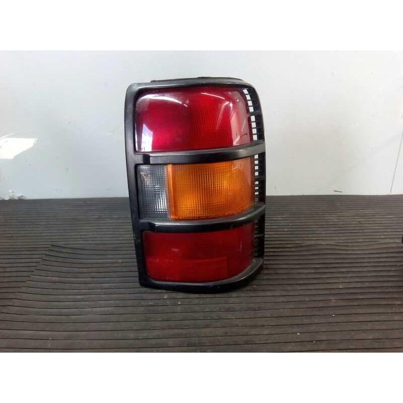 Recambio de piloto trasero derecho para mitsubishi pajero referencia OEM IAM 1156  E2-B4-17-1