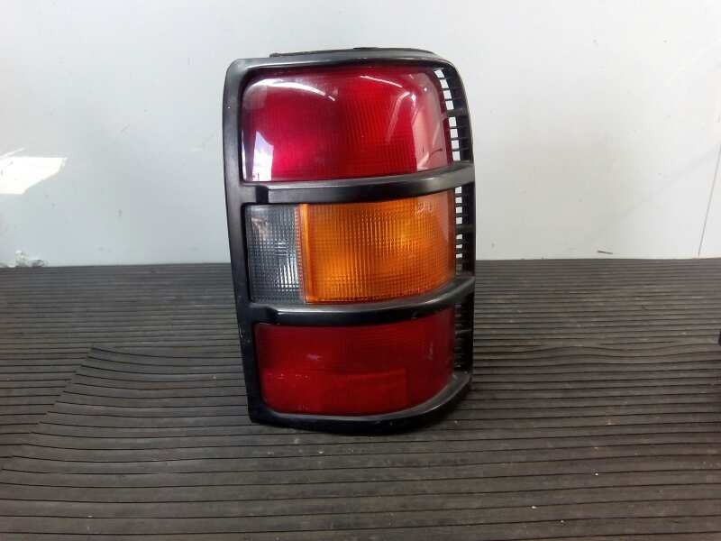 Recambio de piloto trasero derecho para mitsubishi pajero referencia OEM IAM 1156  E2-B4-17-1