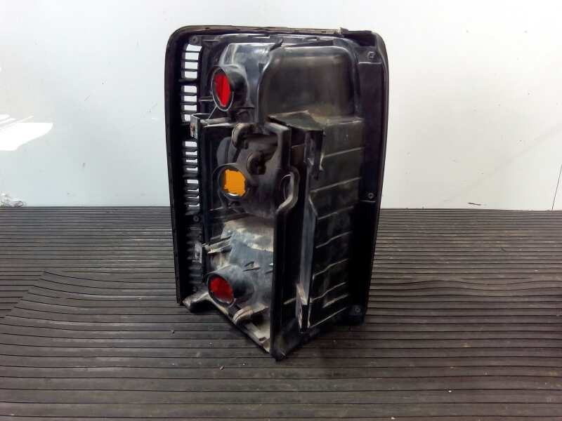 Recambio de piloto trasero derecho para mitsubishi pajero referencia OEM IAM 1156  E2-B4-17-1