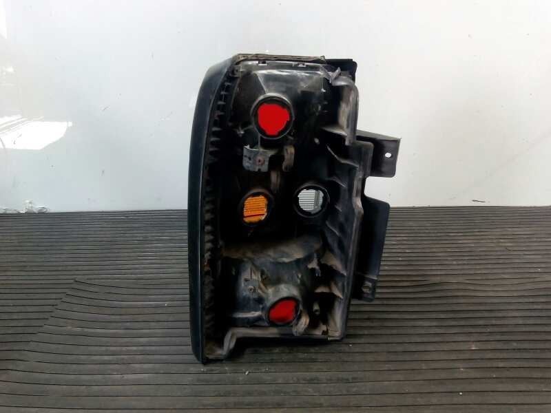 Recambio de piloto trasero derecho para mitsubishi pajero referencia OEM IAM 1156  E2-B4-17-1