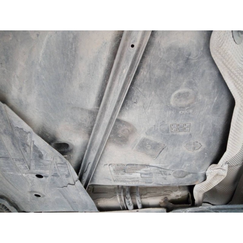 Recambio de deposito combustible para bmw serie 3 lim. (f30) 320d referencia OEM IAM   