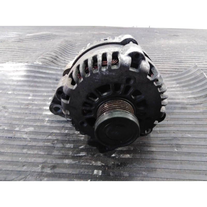 Recambio de alternador para ssangyong rodius referencia OEM IAM A1621543802  P3-A4-28-5