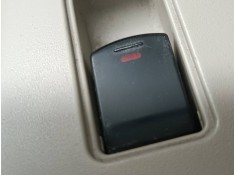 MANDO ELEVALUNAS DELANTERO DERECHO 