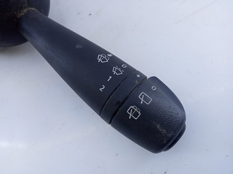 Recambio de mando limpia para dacia sandero stepway referencia OEM IAM 255871453R  E2-A1-45-1