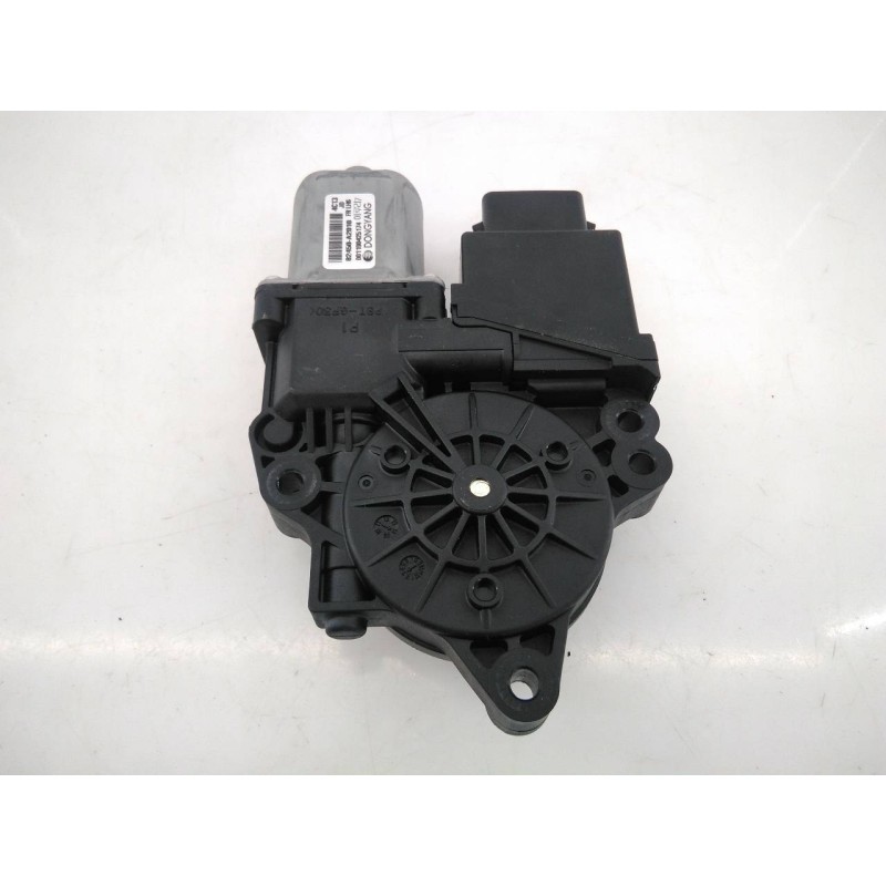 Recambio de motor elevalunas delantero izquierdo para kia cee´d drive referencia OEM IAM 82450A2010  E2-B5-8-2