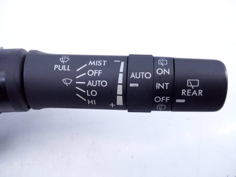 Recambio de mando intermitentes para subaru legacy kombi/outback b14 outback executive referencia OEM IAM   E3-B6-27-1