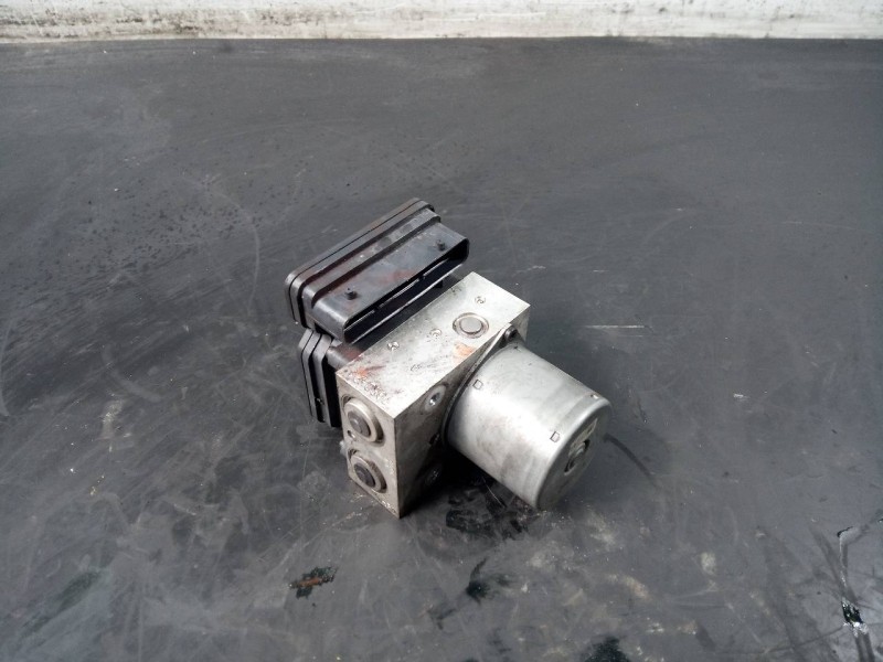 Recambio de abs para hyundai ix55 style referencia OEM IAM 5WY7883B 5890031700 P3-A8-14-4