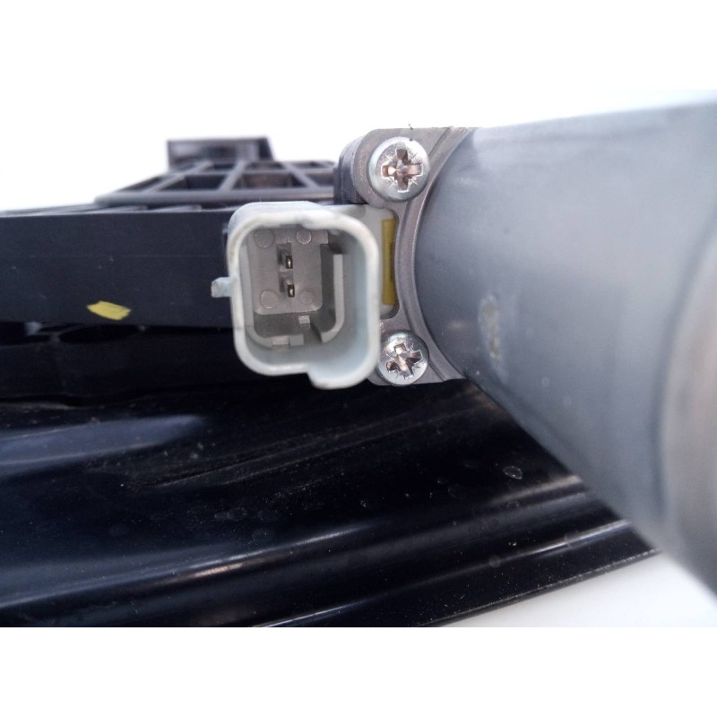 Recambio de elevalunas delantero derecho para nissan qashqai (j11) acenta referencia OEM IAM 807004EA0D  E2-A4-5-1