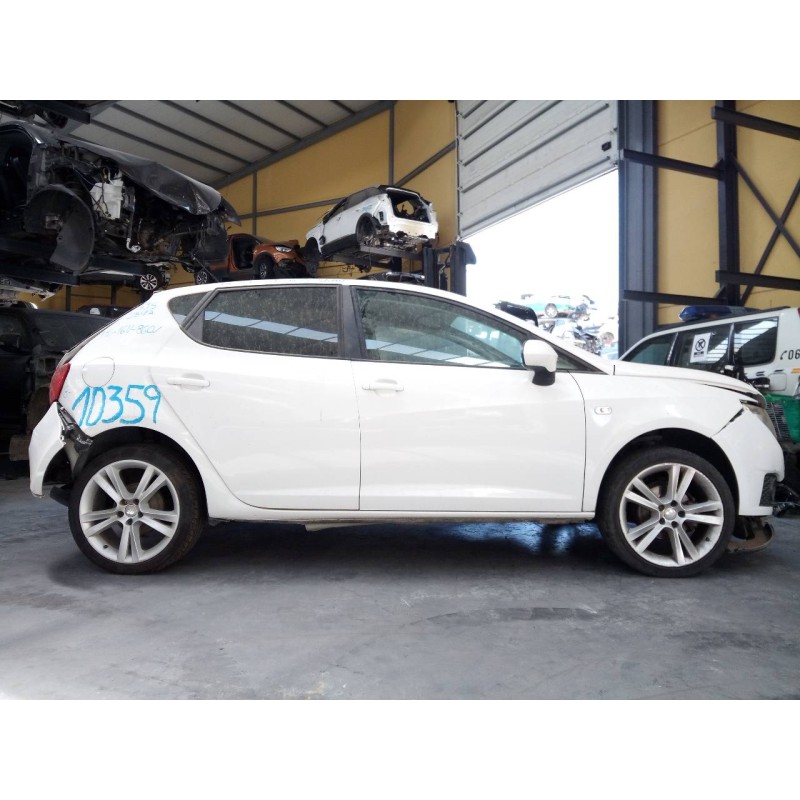 seat ibiza (6j5) del año 2010