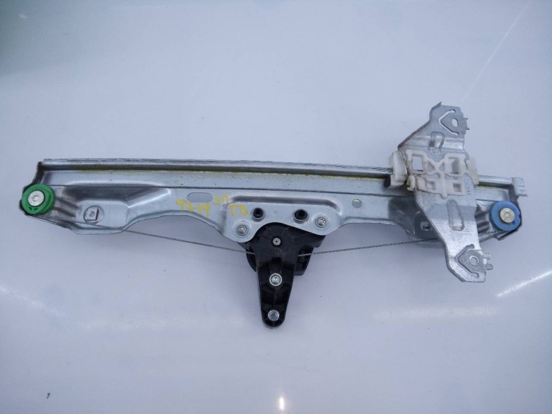 Recambio de elevalunas trasero derecho para nissan qashqai (j11) acenta referencia OEM IAM 827004EA0A  E2-A4-15-1