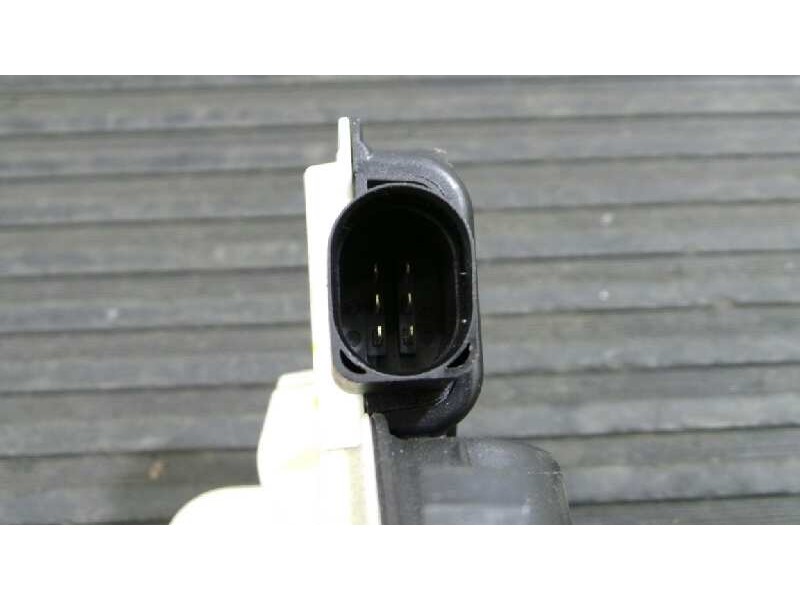 Recambio de cerradura puerta trasera derecha para volkswagen tiguan (5n1) +motion referencia OEM IAM 5N0839016D  E1-B6-36-4