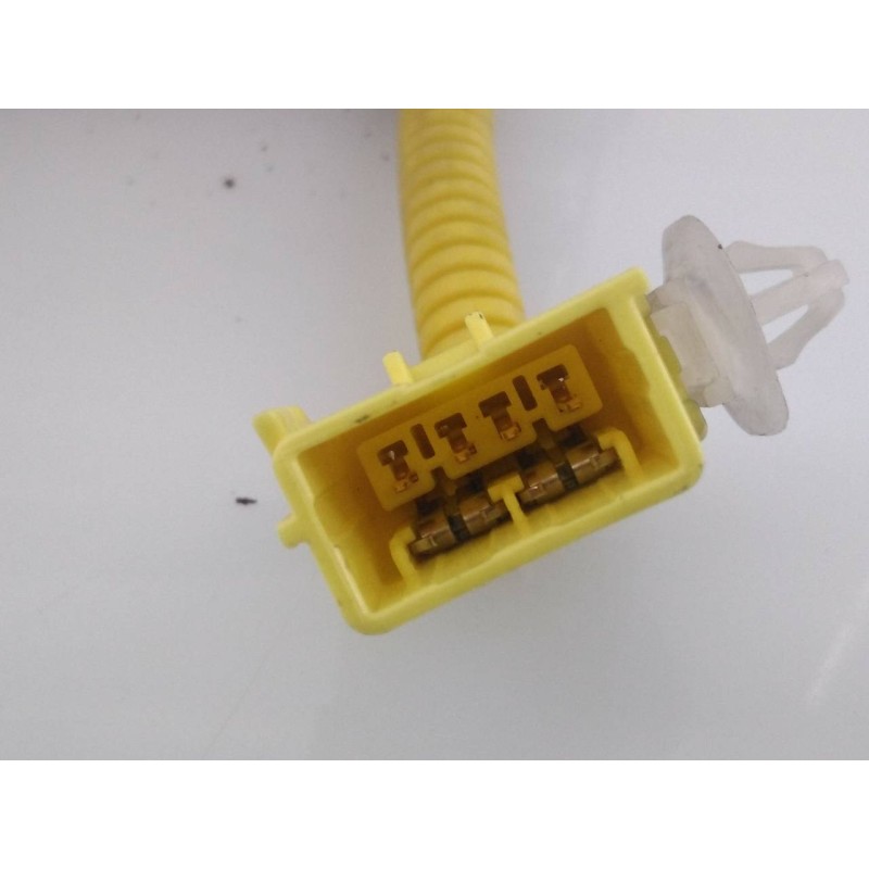 Recambio de airbag delantero derecho para toyota avensis wagon (t25) 2.0 d-4d executive referencia OEM IAM 7397005070 4003701 E2