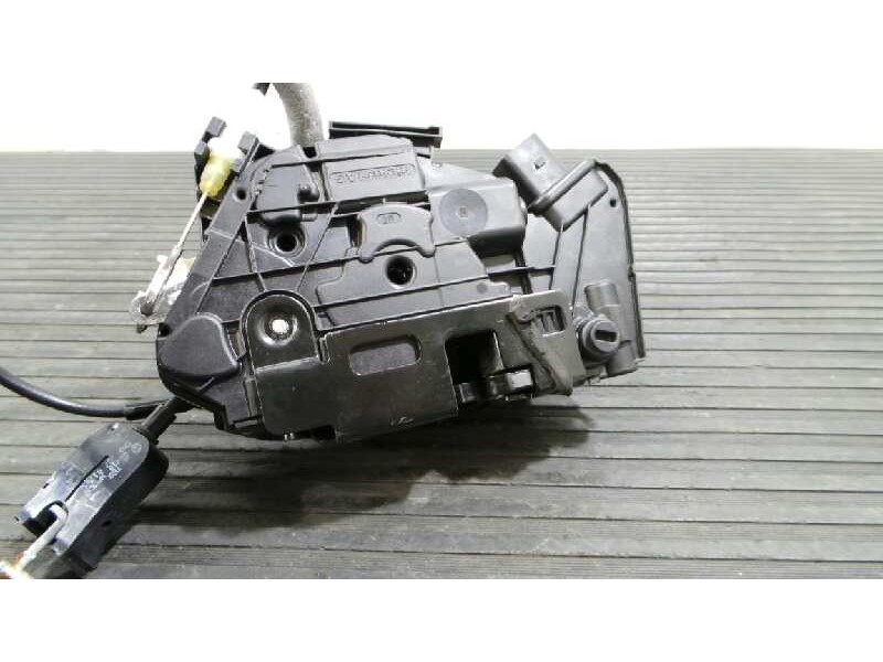 Recambio de cerradura puerta trasera derecha para volkswagen tiguan (5n1) +motion referencia OEM IAM 5N0839016D  E1-B6-36-4