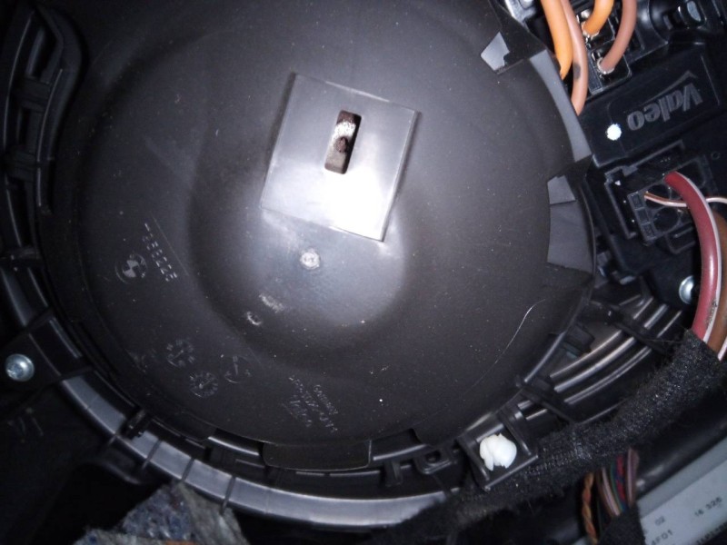 Recambio de ventilador calefaccion para bmw serie 3 lim. (f30) 320d referencia OEM IAM 858225  