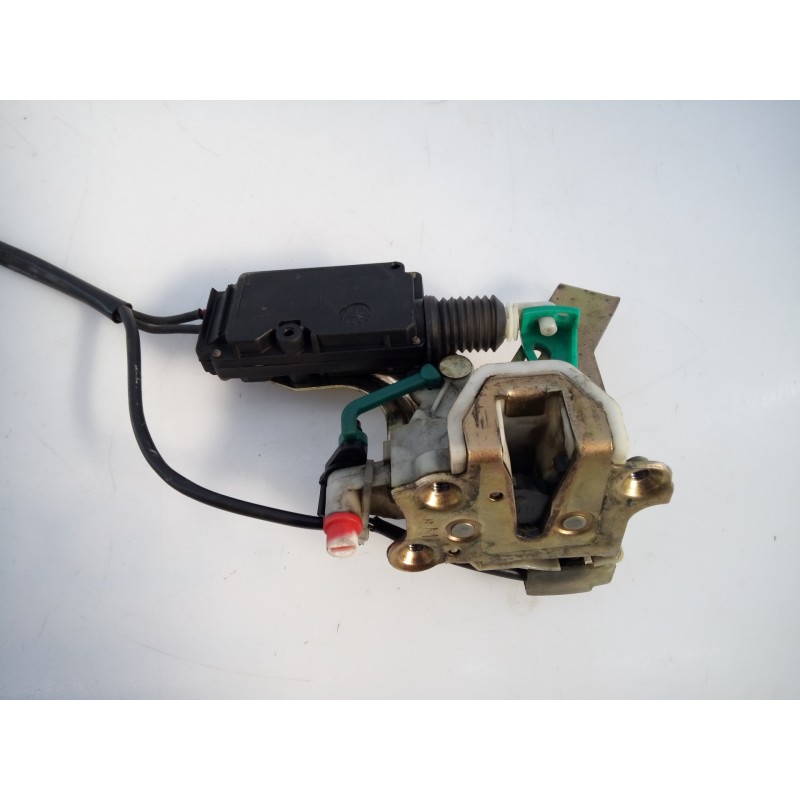 Recambio de cerradura puerta trasera derecha para » otros... mahindra goa referencia OEM IAM   E3-B6-56-1