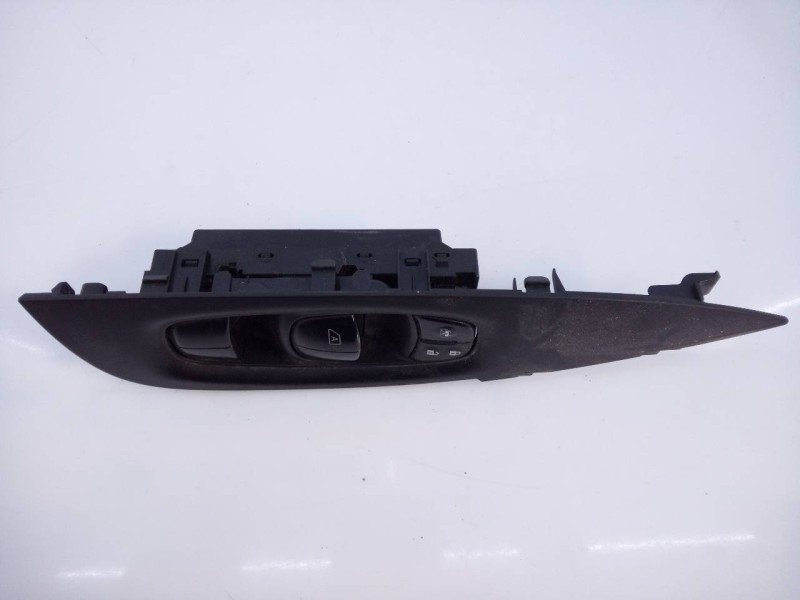 Recambio de mando elevalunas delantero izquierdo para nissan qashqai (j11) acenta referencia OEM IAM   E3-B4-22-1