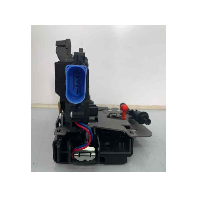 Recambio de cerradura puerta delantera izquierda para audi a3 (8p) referencia OEM IAM DTSVW9225 NUEVO T2-4-B