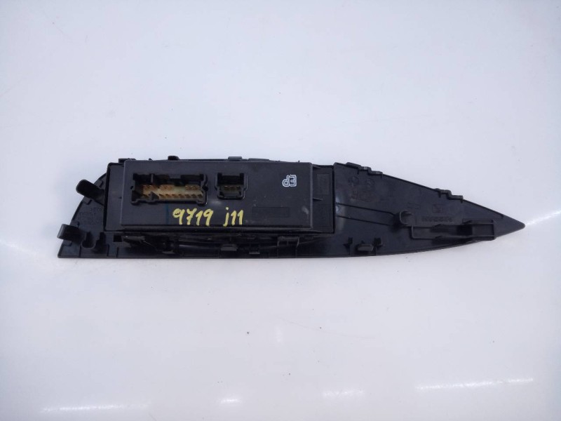 Recambio de mando elevalunas delantero izquierdo para nissan qashqai (j11) acenta referencia OEM IAM   E3-B4-22-1