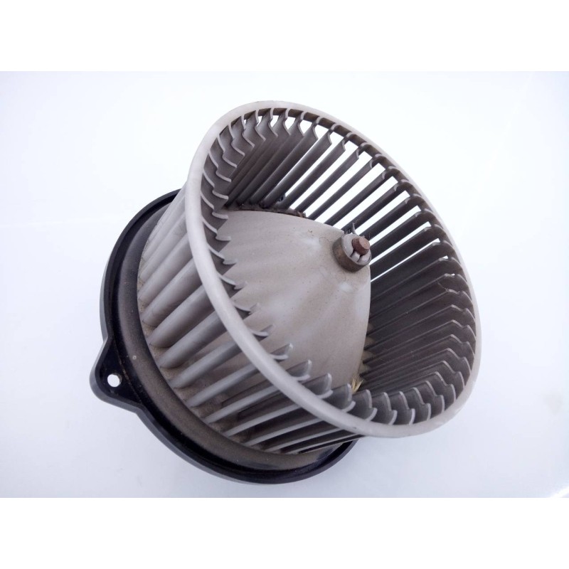 Recambio de ventilador calefaccion para mitsubishi l 200 (k6/7) 2500 td magnum (4-ptas.) referencia OEM IAM   E3-A2-20-4