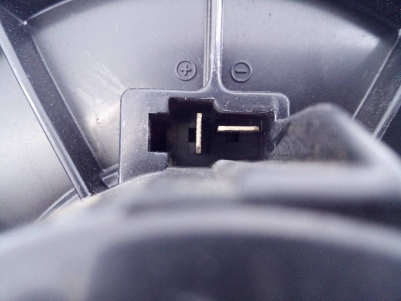 Recambio de ventilador calefaccion para mitsubishi l 200 (k6/7) 2500 td magnum (4-ptas.) referencia OEM IAM   E3-A2-20-4