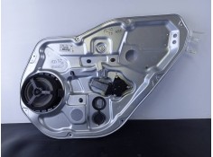 ELEVALUNAS TRASERO DERECHO P2-B3-8