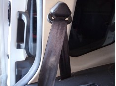 CINTURON SEGURIDAD TRASERO DERECHO 