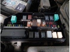 CAJA RELES / FUSIBLES 