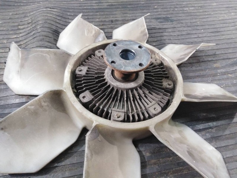 Recambio de ventilador viscoso motor para mitsubishi l 200 (k6/7) 2500 td magnum (4-ptas.) referencia OEM IAM 430303  P2-A9-9