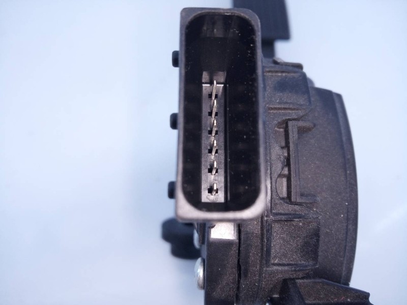 Recambio de pedal acelerador para hyundai i10 tecno referencia OEM IAM 327001RXXX  E3-A3-24-3