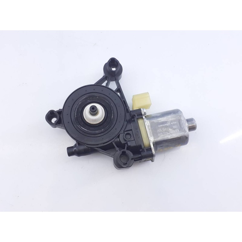 Recambio de motor elevalunas trasero derecho para audi a4 avant (8w5) sport edition referencia OEM IAM 8W0959812  E1-B6-28-1